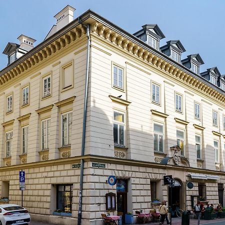 N33 Premium Apartments Old Town Krakow - Destigo Hotels Exterior photo